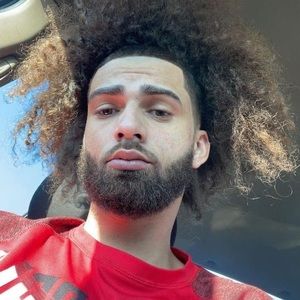 Meet your Posher, Cameron